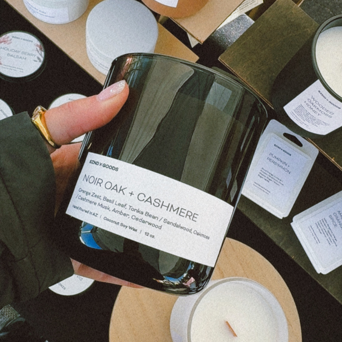 Noir Oak + Cashmere Wooden Wick Candle